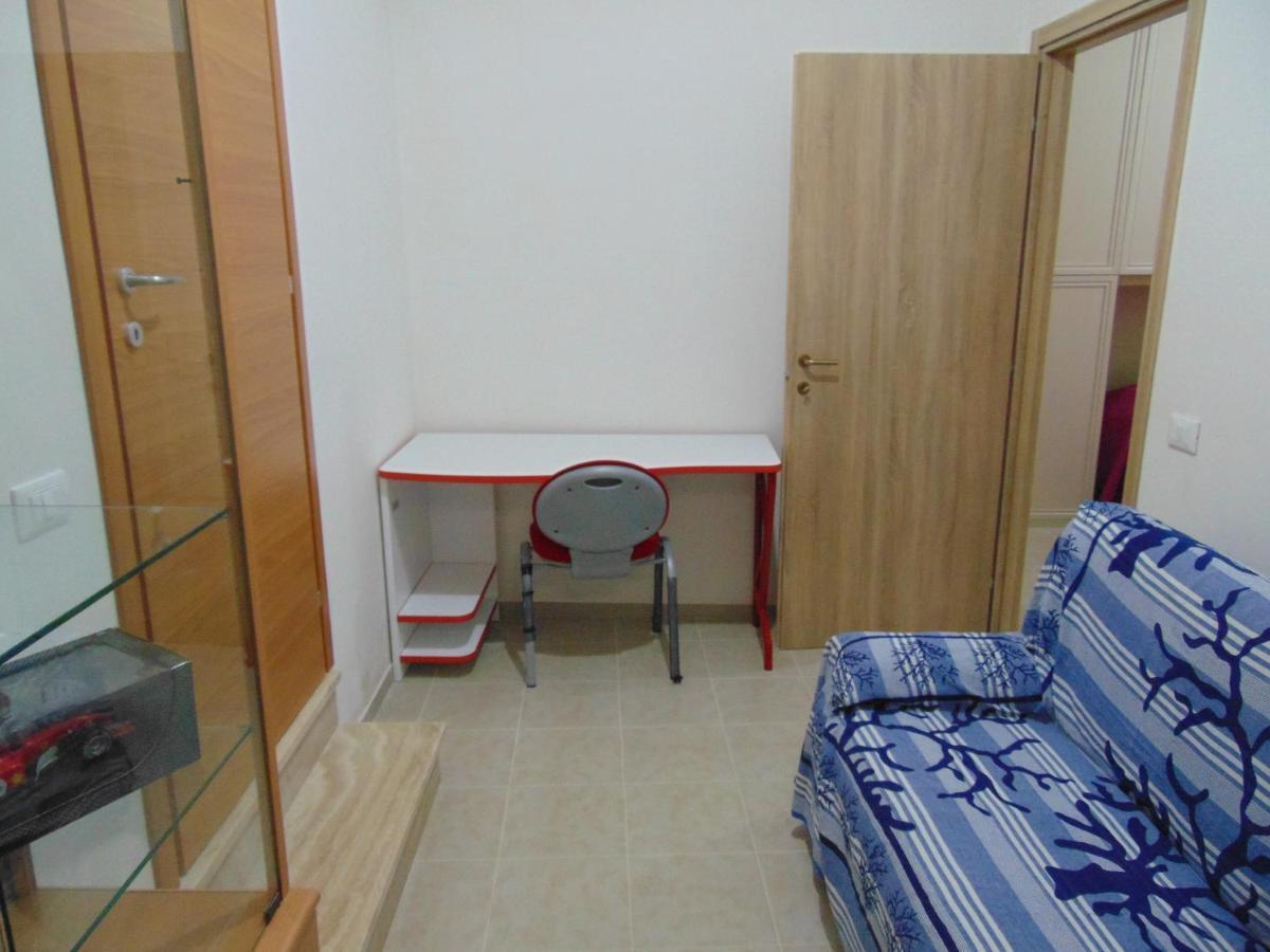 Casa Francesca 2 Lofty Apartment Castellammare del Golfo Exterior photo